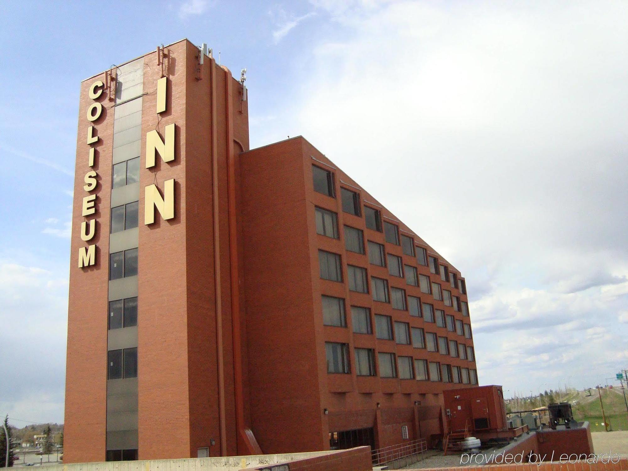 Coliseum Inn Эдмонтон Экстерьер фото